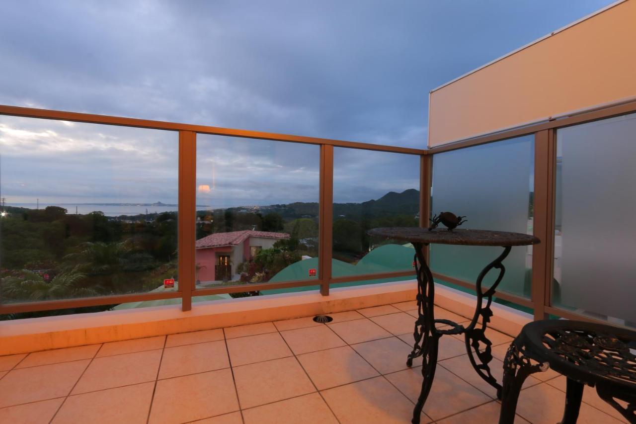 Villa Motobu Hills Exterior photo